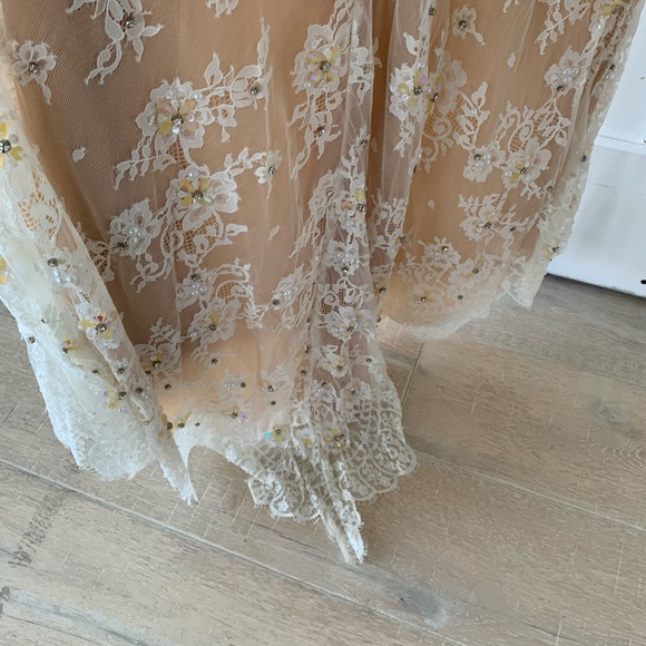 Sherri hill corseted white/ champagne gown - Picture 7 of 15